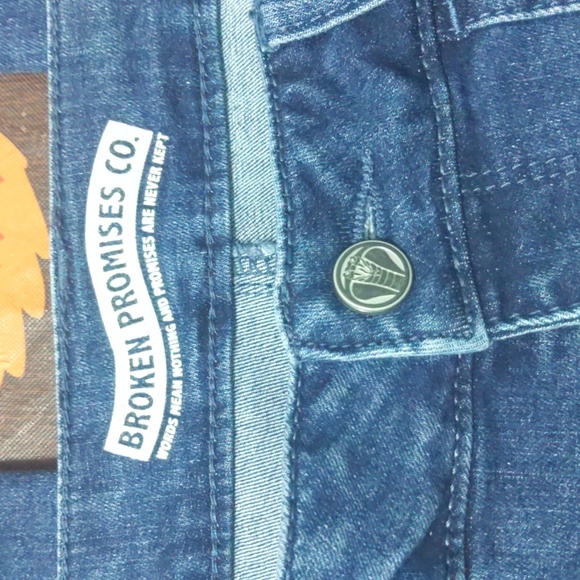 Broken Promises cargo jeans Bad Ass jeans!!! #Skaterjeans - Picture 10 of 16